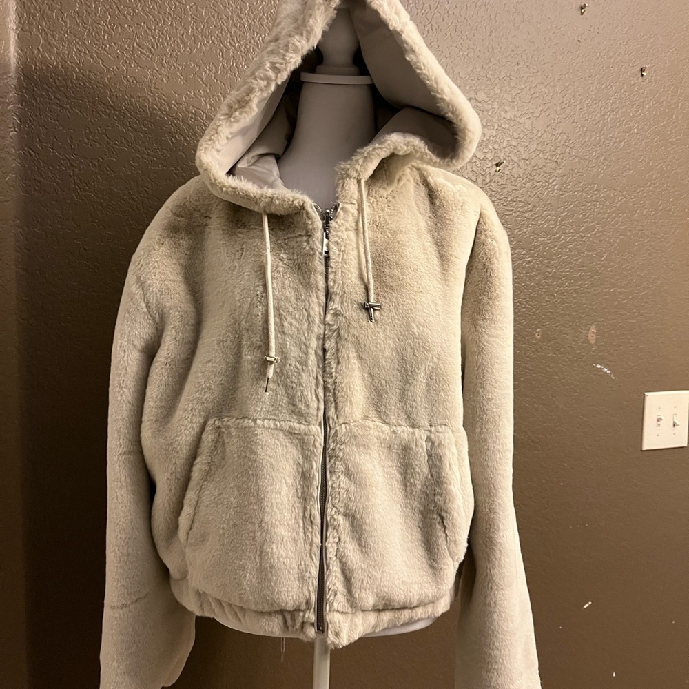 GUESS Cozy Cream Hooded Jacket SIZE M